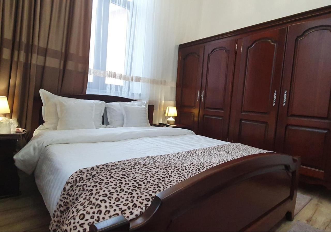 Casa Domneasca Rarau Hotel Câmpulung Moldovenesc Eksteriør billede